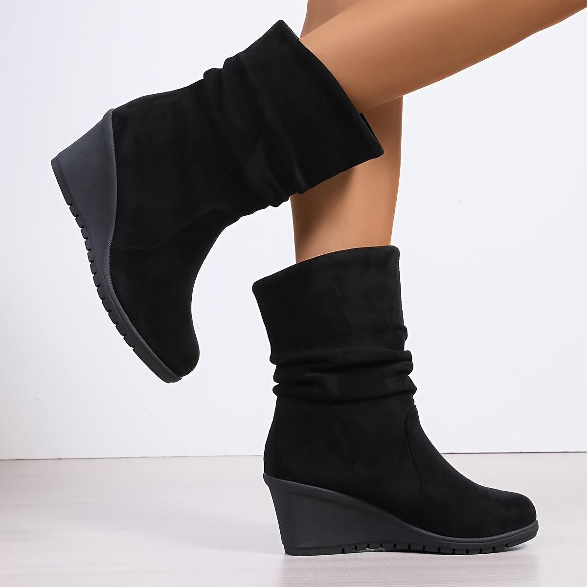 Bottes Mi-Hautes Compensées Plateforme Volants Femme Noires