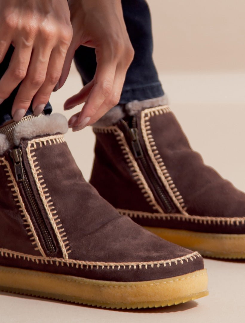 Bottines Crochet Zip Daim Chocolat Femme Confort