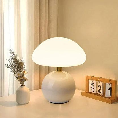 Lampe de table LED en forme de champignon