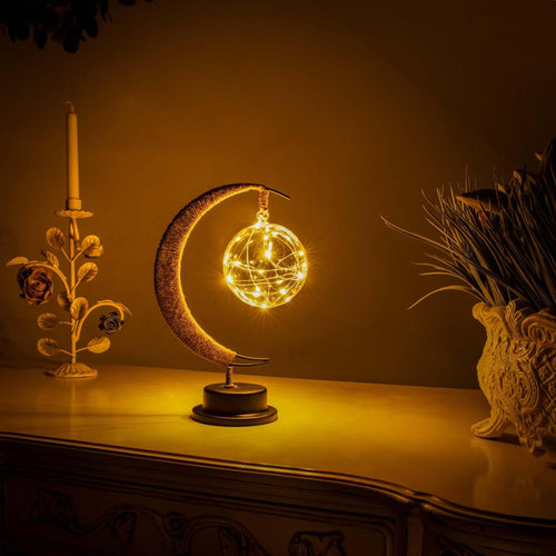 Lampe LED en forme de croissant